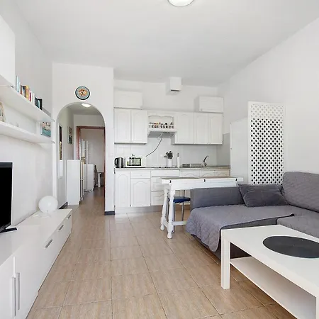 Apartment Cristobal *